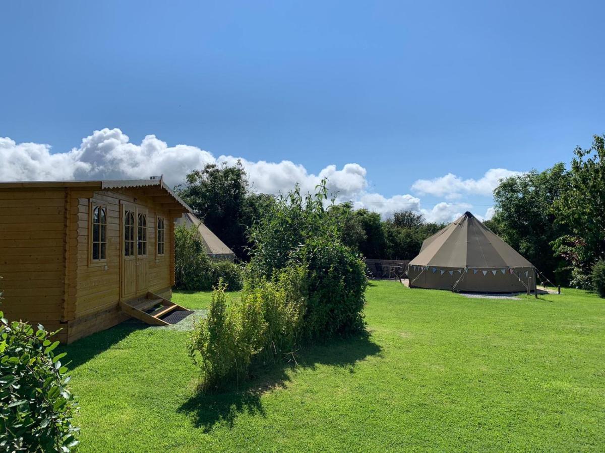 فندق Coutts Glamping ويدبريدج المظهر الخارجي الصورة