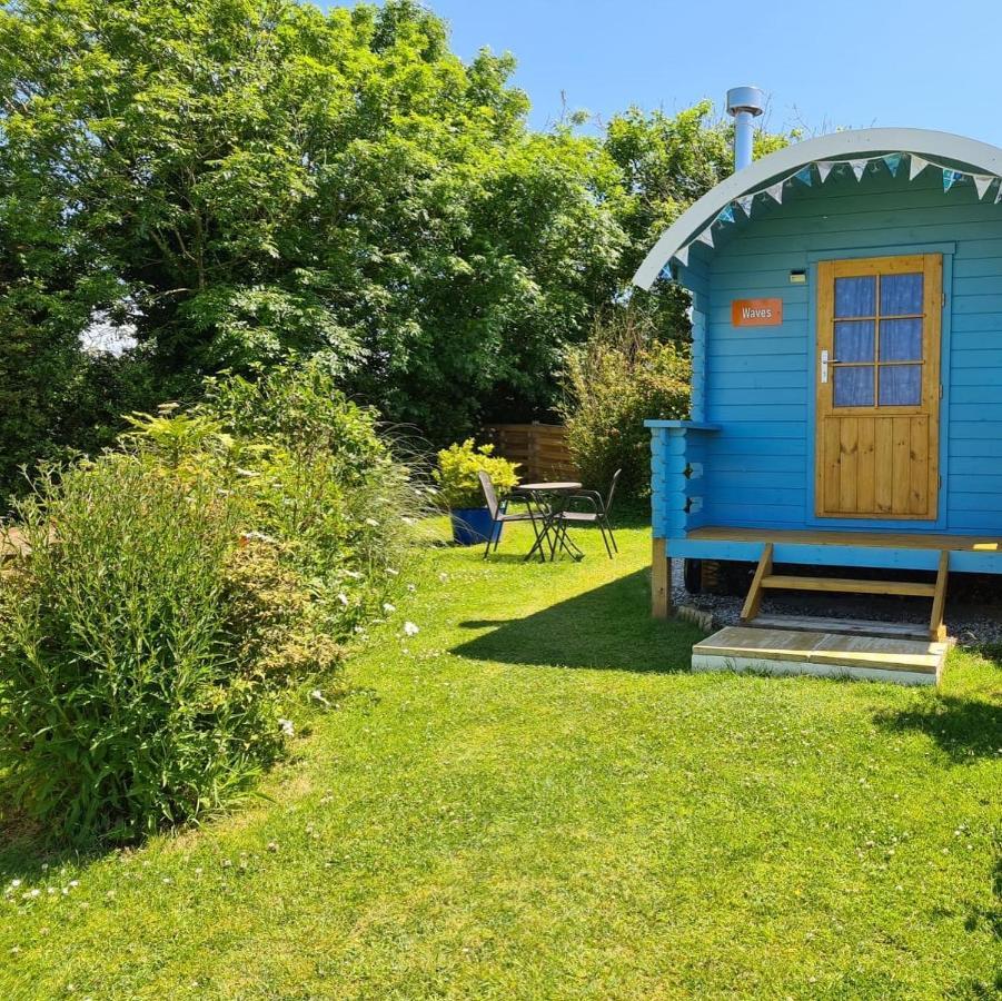 فندق Coutts Glamping ويدبريدج المظهر الخارجي الصورة