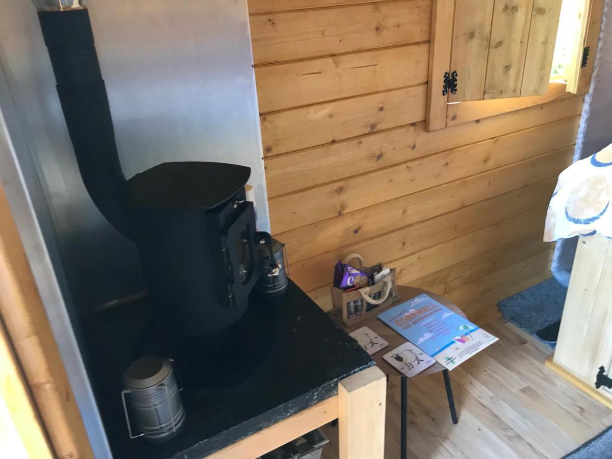 فندق Coutts Glamping ويدبريدج المظهر الخارجي الصورة