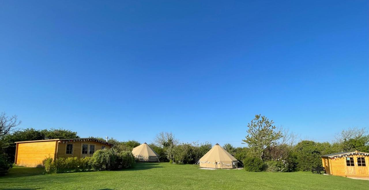 فندق Coutts Glamping ويدبريدج المظهر الخارجي الصورة