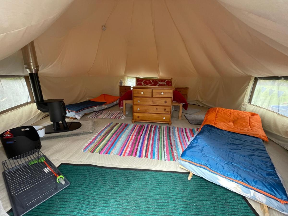 فندق Coutts Glamping ويدبريدج المظهر الخارجي الصورة