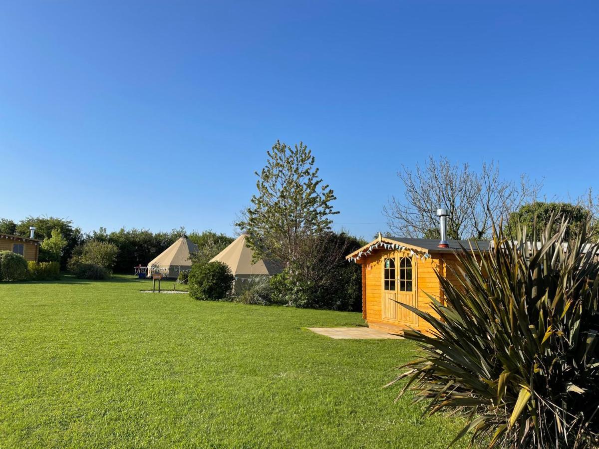 فندق Coutts Glamping ويدبريدج المظهر الخارجي الصورة