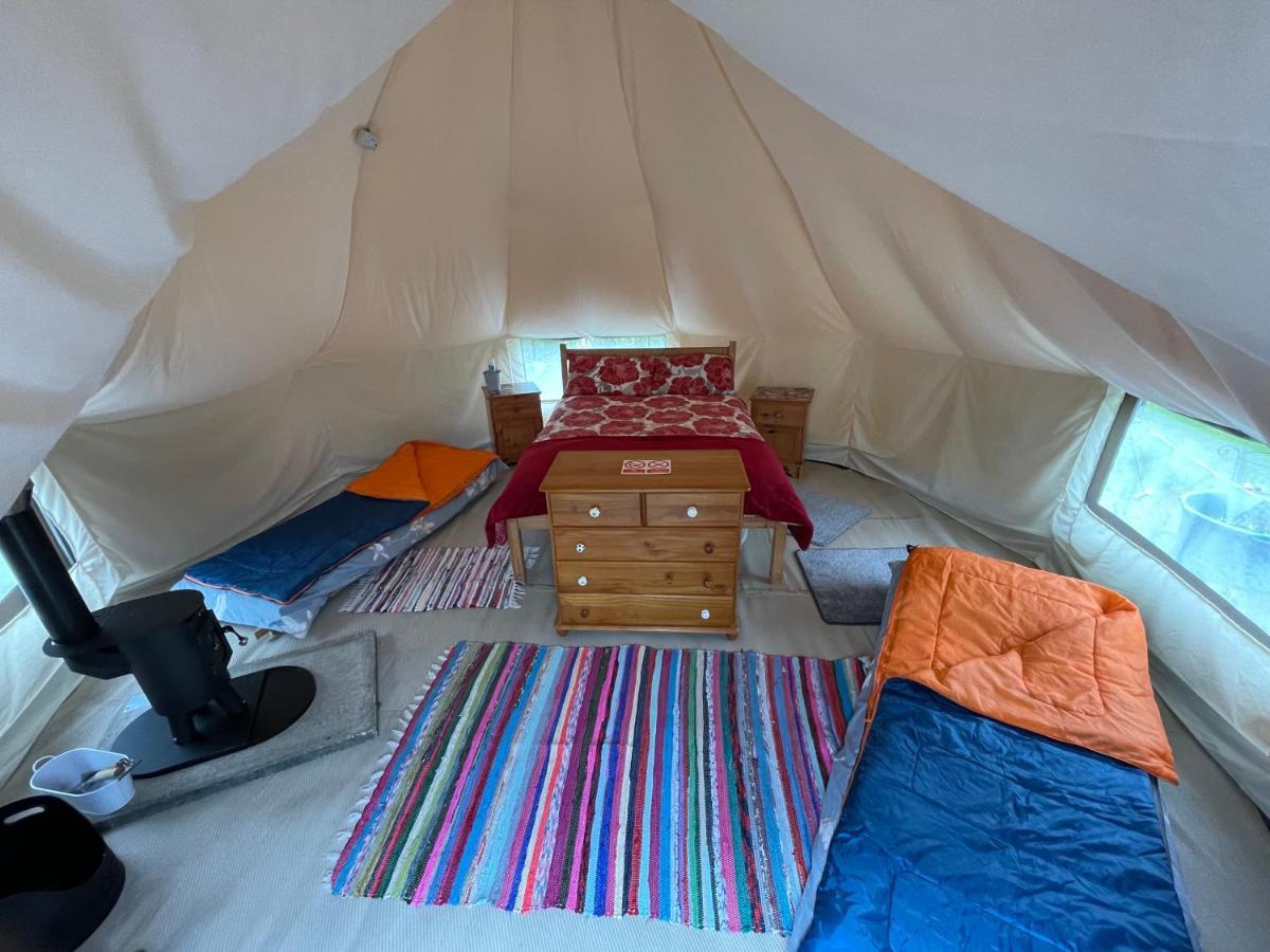فندق Coutts Glamping ويدبريدج المظهر الخارجي الصورة